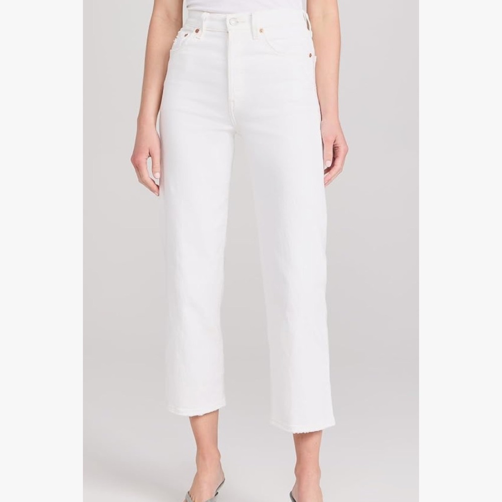 NWT Levi’s Ribcage Straight Ankle size 27 white
